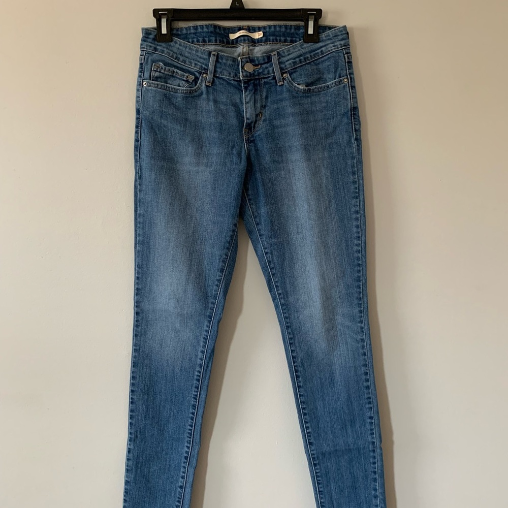 Levi’s 711 Jeans